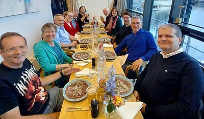 tekom Europe delegates eating dinner at a restaurant